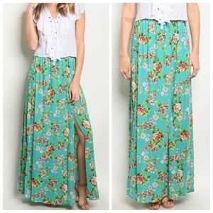 HOST PICK Green floral slit skirt